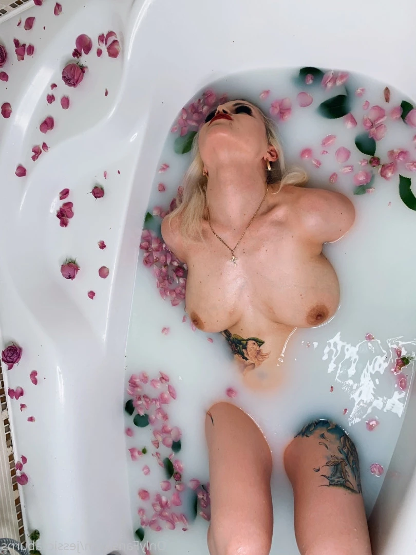 jessiccaburns Onlyfans leaked photo 7899979 on Hotleaks.tv