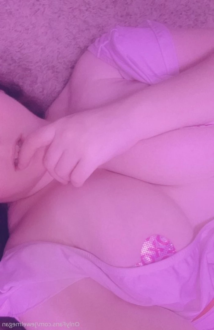 Jewel [ jewelmegan ] Onlyfans leaked photo 16026507 on Hotleaks.tv