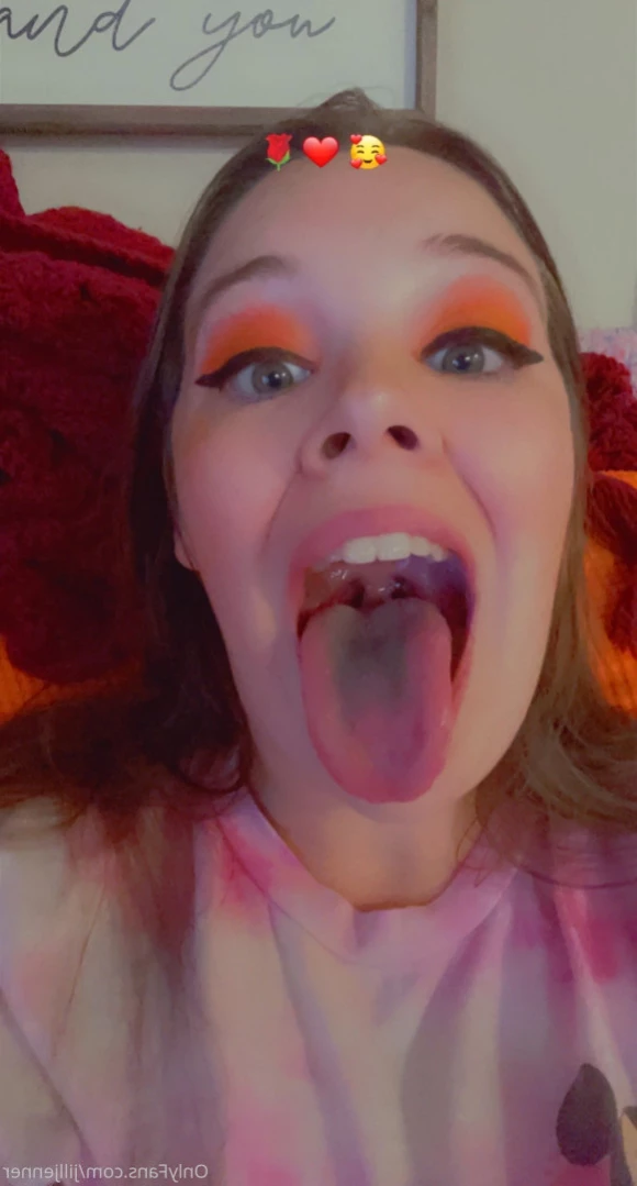 I GO LIVE 👀👀 [ letsgetjilly ] Onlyfans leaked photo 11078589 on Hotleaks.tv