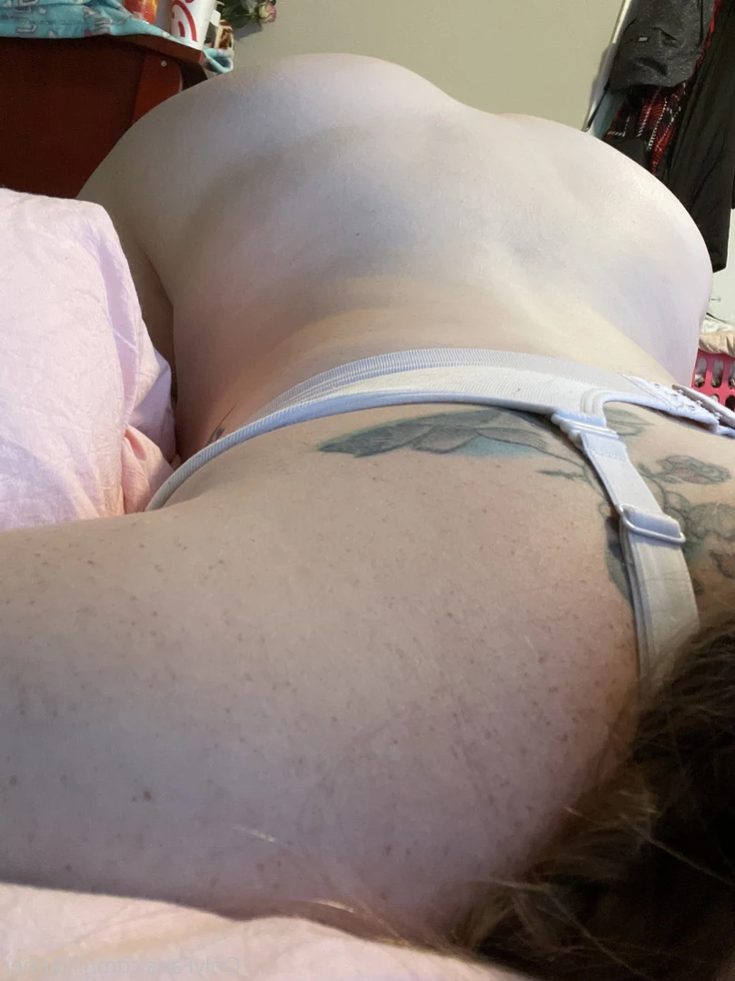I GO LIVE 👀👀 [ letsgetjilly ] Onlyfans leaked photo 11078604 on Hotleaks.tv