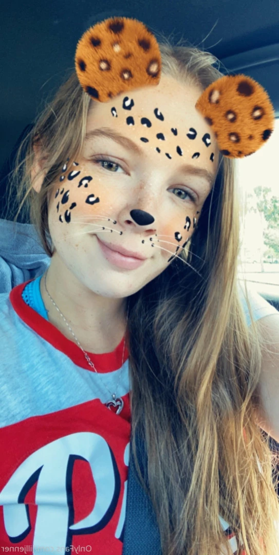 I GO LIVE 👀👀 [ letsgetjilly ] Onlyfans leaked photo 14474498 on Hotleaks.tv