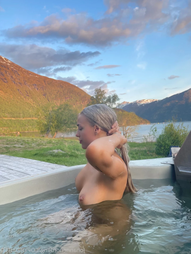 Johanne Nordeng VIP TOP 0,06% [ johannenordeng ] Onlyfans leaked photo 11084203 on Hotleaks.tv
