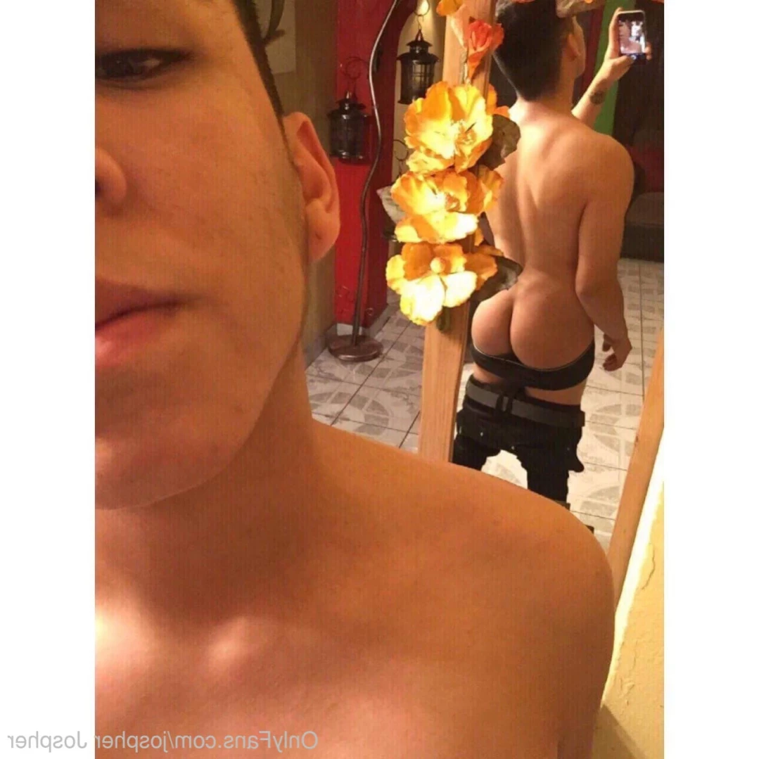 Christopher y José [ jospher ] Onlyfans leaked photo 15826311 on Hotleaks.tv