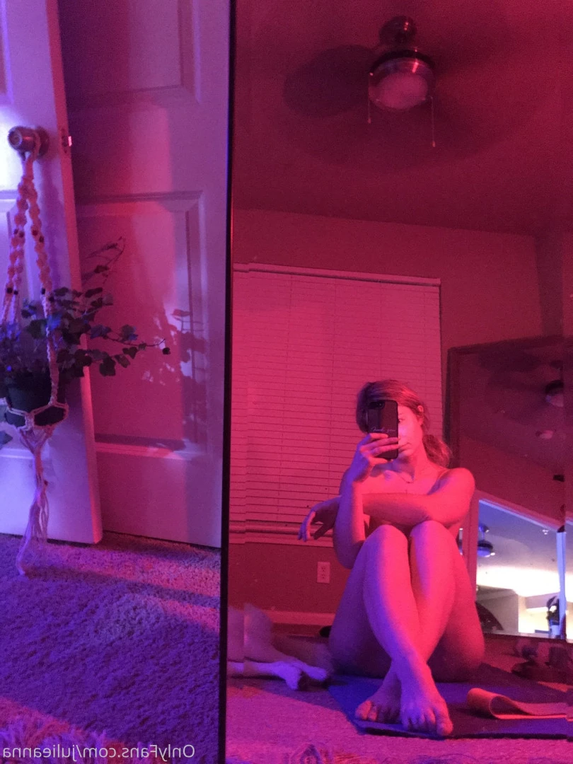 Julie Anna 🦄 [ julieannafleming ] Onlyfans leaked photo 7877912 on Hotleaks.tv