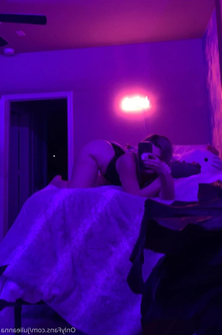 Julie Anna 🦄 [ julieannafleming ] Onlyfans leaked photo 7878680 on Hotleaks.tv