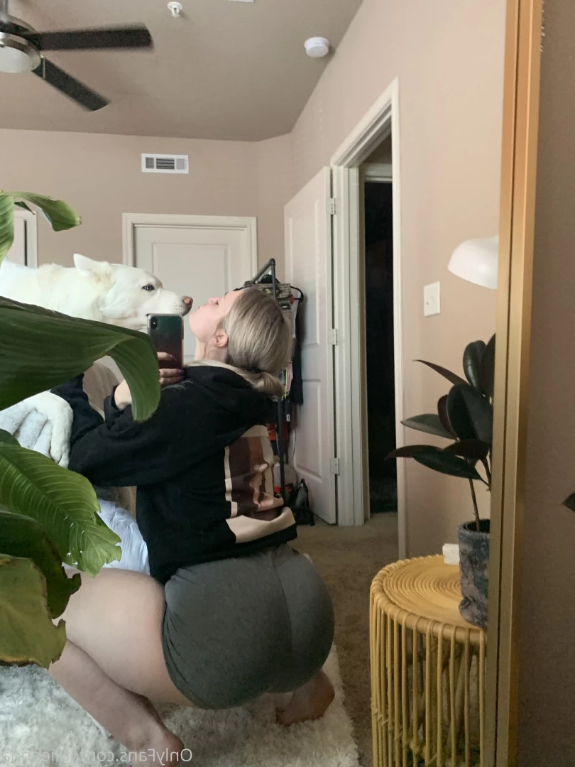 Julie Anna 🦄 [ julieannafleming ] Onlyfans leaked photo 7878800 on Hotleaks.tv