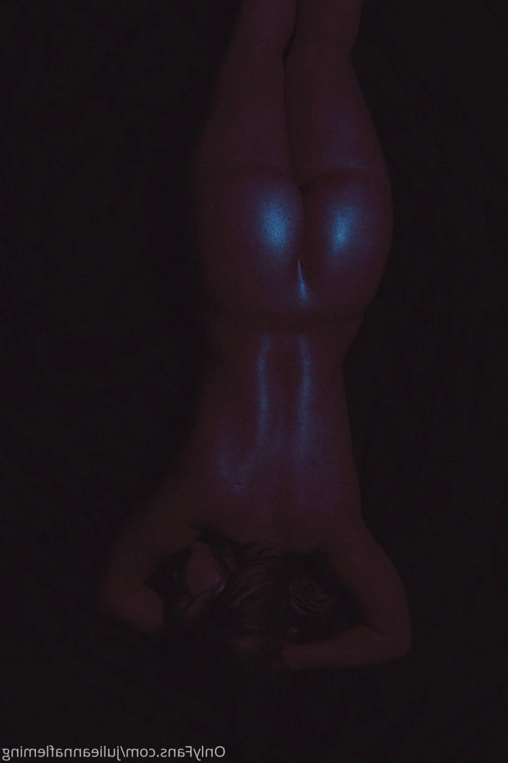 Julie Anna 🦄 [ julieannafleming ] Onlyfans leaked photo 7878917 on Hotleaks.tv