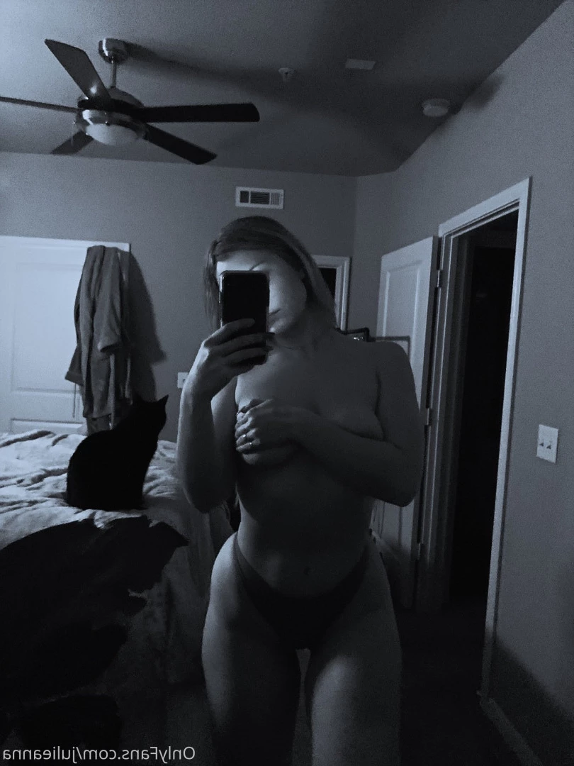Julie Anna 🦄 [ julieannafleming ] Onlyfans leaked photo 7879121 on Hotleaks.tv