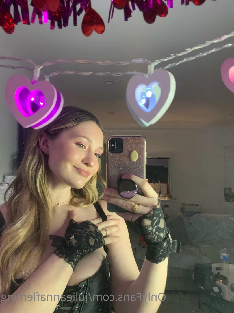 Julie Anna 🦄 [ julieannafleming ] Onlyfans leaked photo 7880556 on Hotleaks.tv
