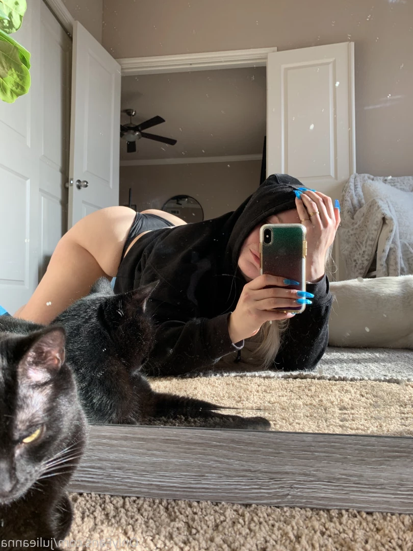 Julie Anna 🦄 [ julieannafleming ] Onlyfans leaked photo 7882703 on Hotleaks.tv