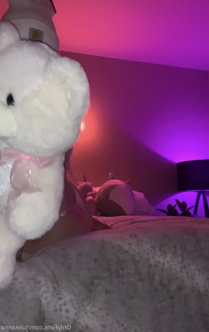 Julie Anna 🦄 [ julieannafleming ] Onlyfans leaked photo 7882870 on Hotleaks.tv
