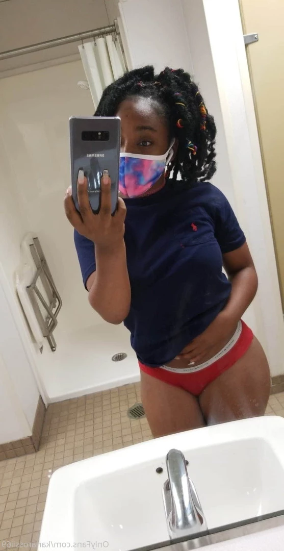 karlarossii69 Onlyfans leaked photo 9721447 on Hotleaks.tv