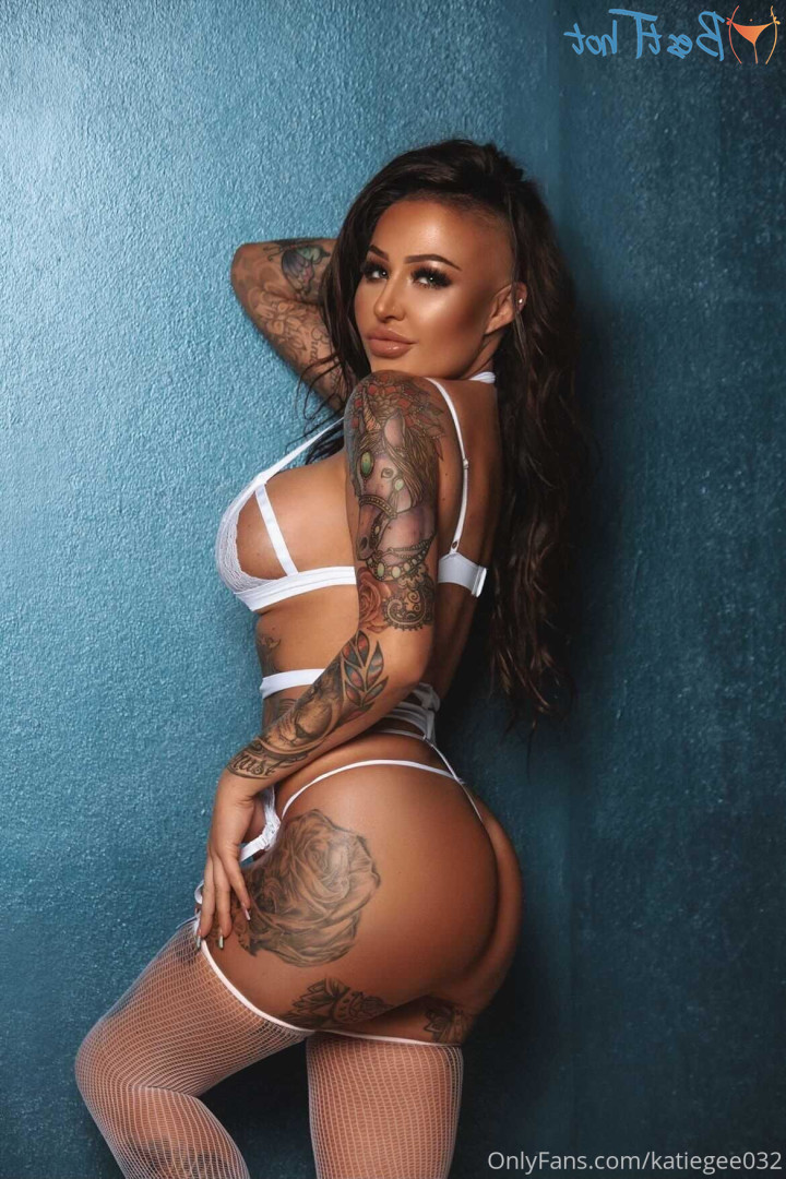 K A T I E G E E [ katiegee032 ] Onlyfans leaked photo 16790414 on Hotleaks.tv