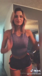 Kaydeemarie [ kay_dee_marie ] Onlyfans leaked video 8151004 on Hotleaks.tv