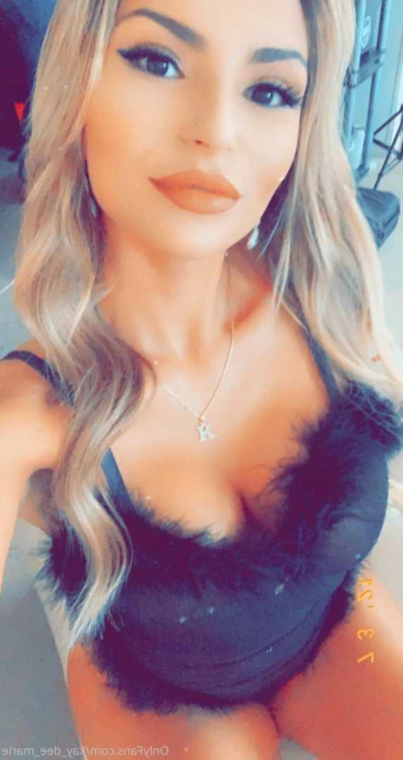 Kaydeemarie [ kay_dee_marie ] Onlyfans leaked photo 14840613 on Hotleaks.tv