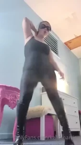 Kelle Martina [ kellemartina ] Onlyfans leaked video 18237956 on Hotleaks.tv