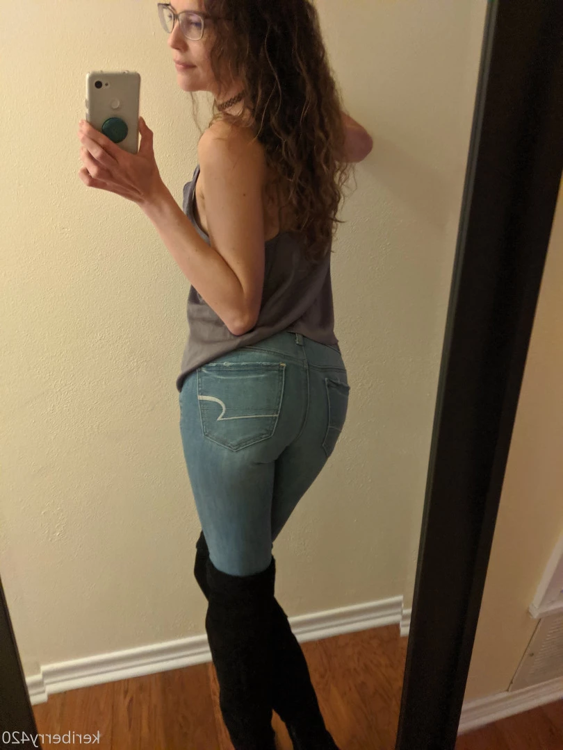 Keri Berry [ keriberry_420 ] Onlyfans leaked photo 9267992 on Hotleaks.tv