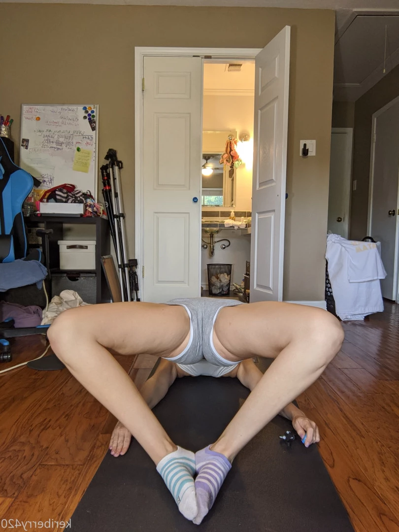 Keri Berry [ keriberry_420 ] Onlyfans leaked photo 9299049 on Hotleaks.tv