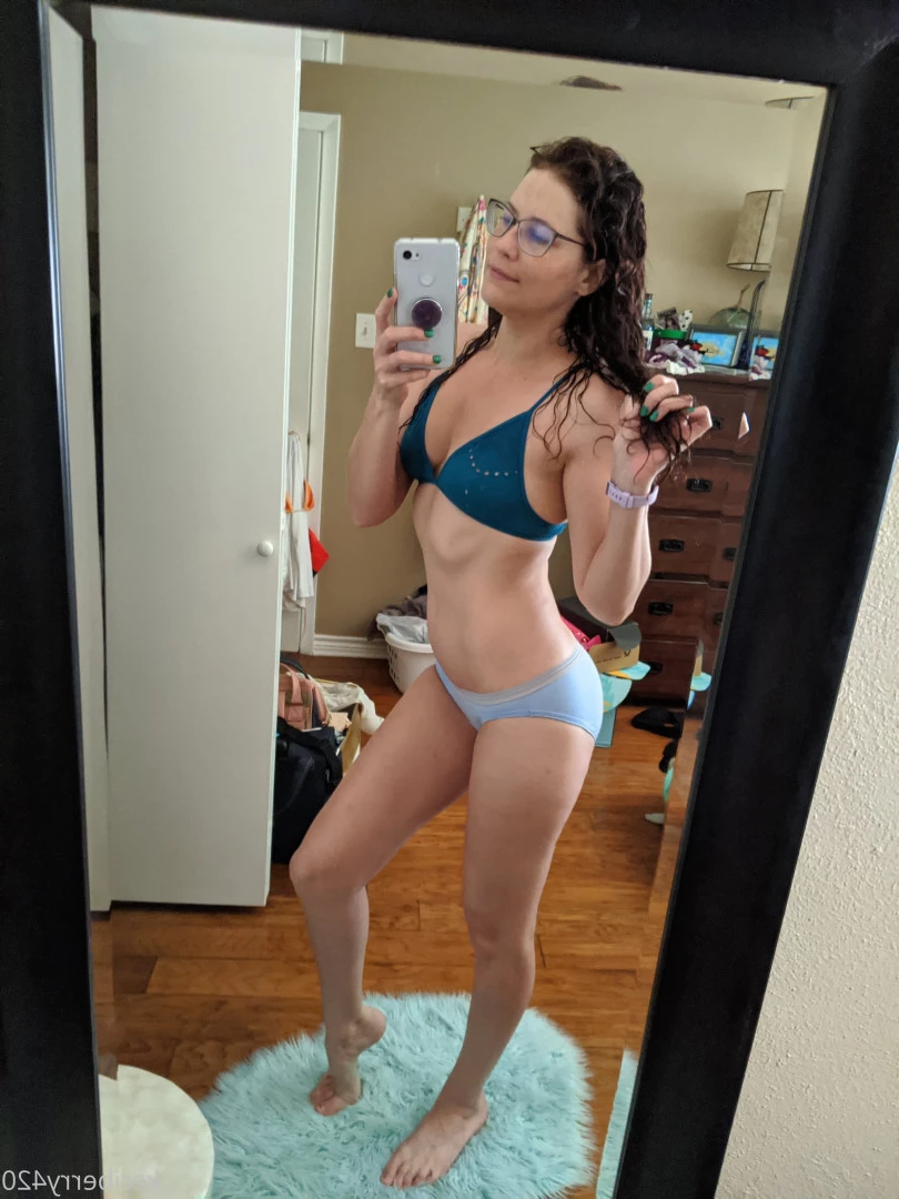 Keri Berry [ keriberry_420 ] Onlyfans leaked photo 9303800 on Hotleaks.tv