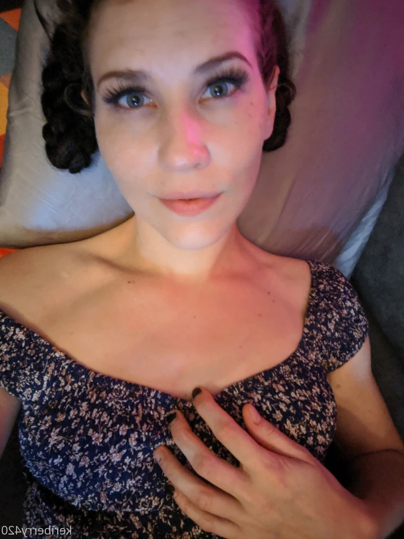 Keri Berry [ keriberry_420 ] Onlyfans leaked photo 9303906 on Hotleaks.tv