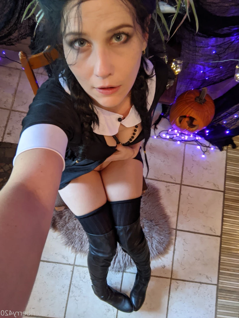 Keri Berry [ keriberry_420 ] Onlyfans leaked photo 9319585 on Hotleaks.tv