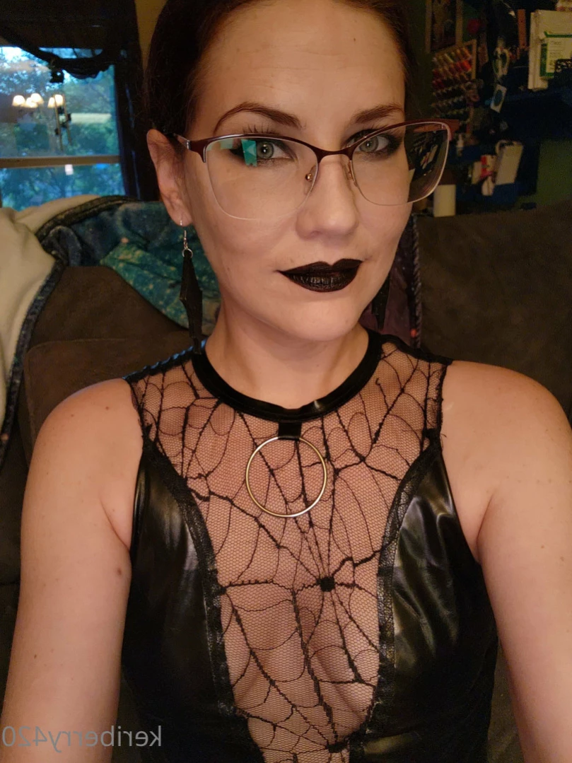 Keri Berry [ keriberry_420 ] Onlyfans leaked photo 15111063 on Hotleaks.tv
