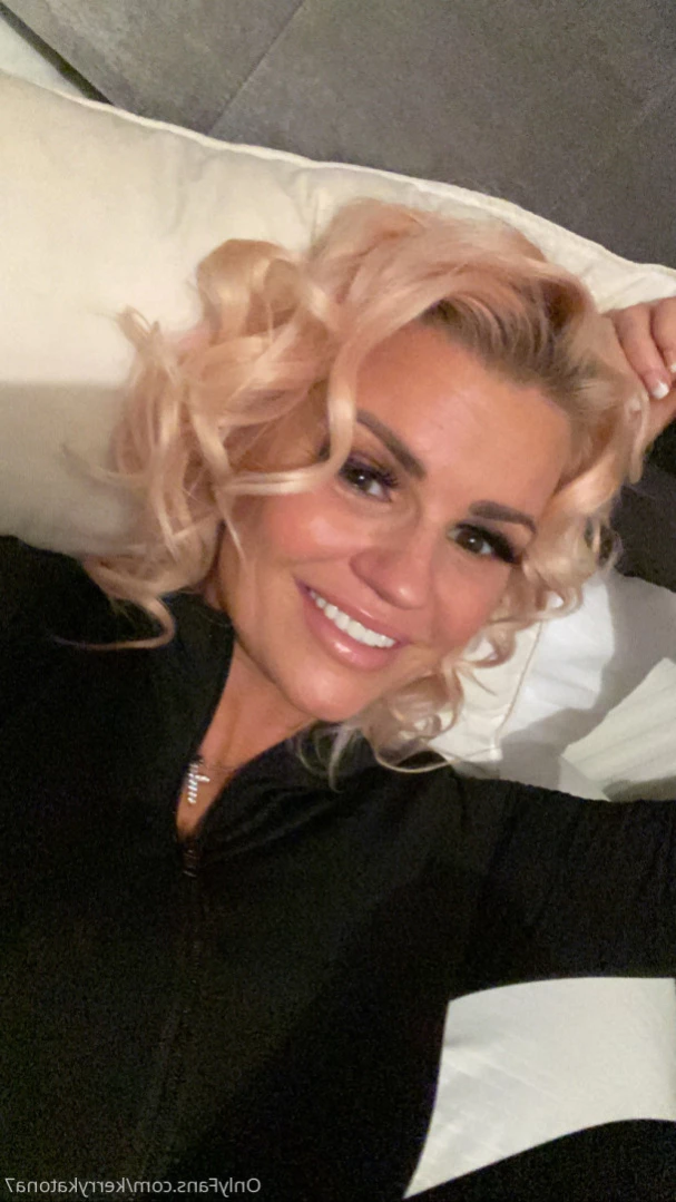 Kerry Katona [ kerrykatona7 ] Onlyfans leaked photo 11994862 on Hotleaks.tv