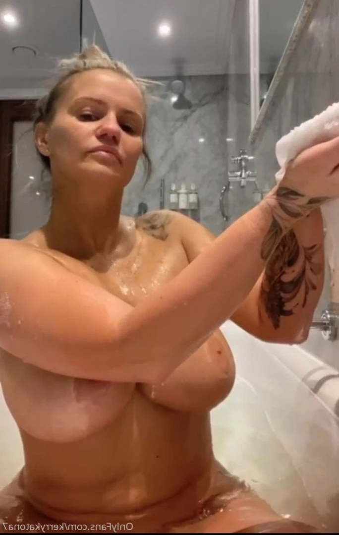 Kerry Katona [ kerrykatona7 ] Onlyfans leaked photo 12255751 on Hotleaks.tv