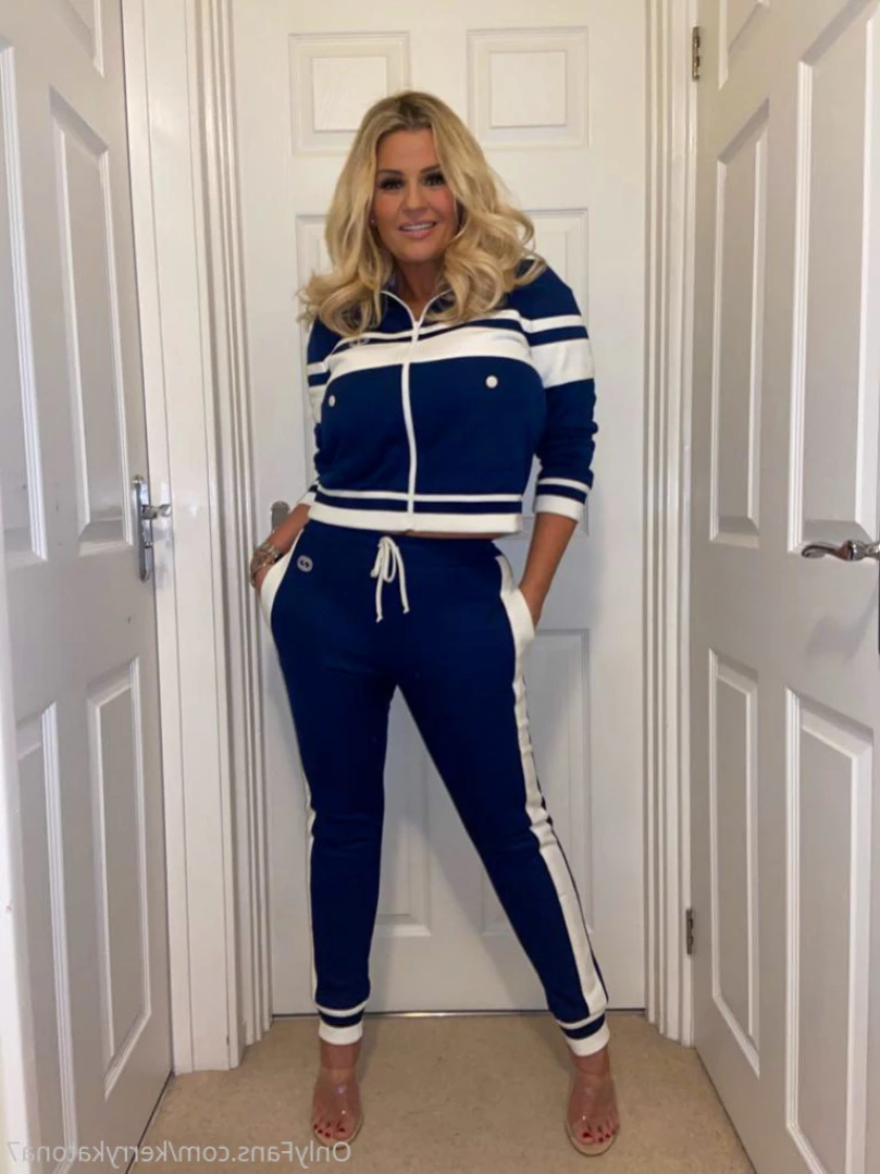 Kerry Katona [ kerrykatona7 ] Onlyfans leaked photo 12945989 on Hotleaks.tv