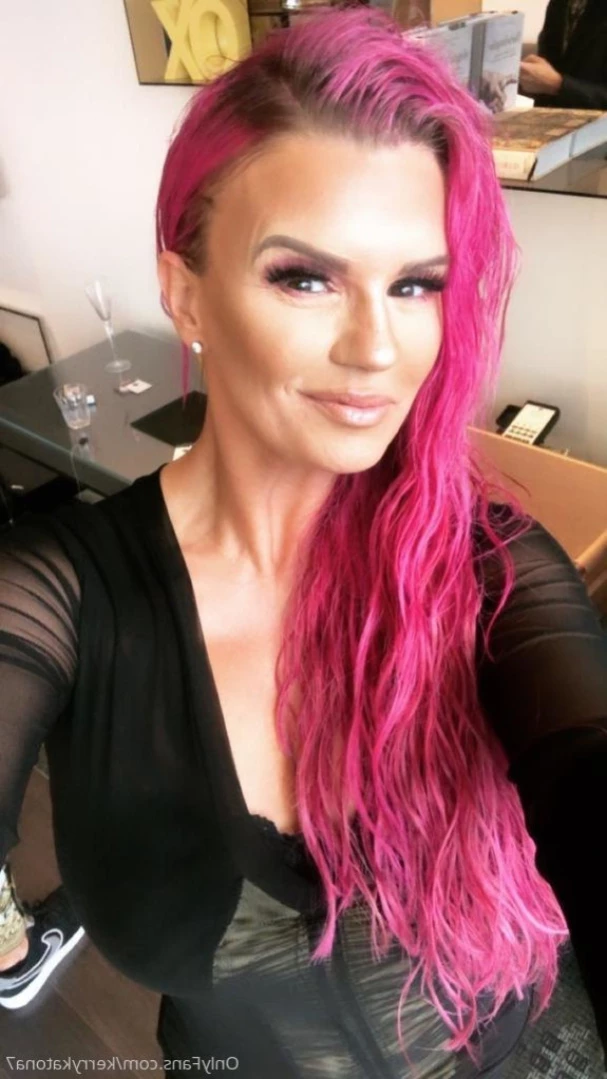 Kerry Katona [ kerrykatona7 ] Onlyfans leaked photo 12946356 on Hotleaks.tv