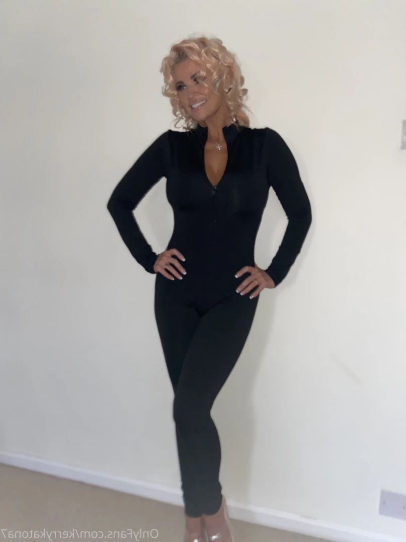 Kerry Katona [ kerrykatona7 ] Onlyfans leaked photo 12949001 on Hotleaks.tv