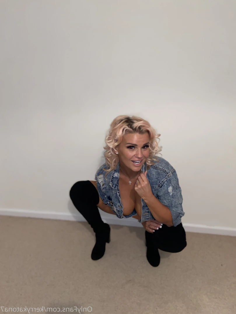 Kerry Katona [ kerrykatona7 ] Onlyfans leaked photo 12949208 on Hotleaks.tv