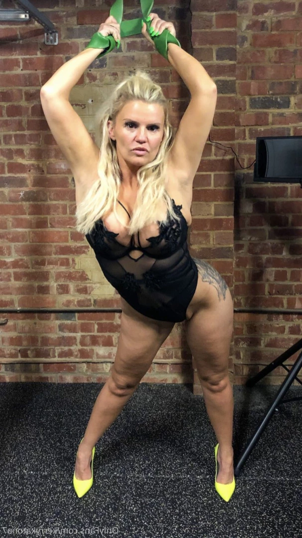 Kerry Katona [ kerrykatona7 ] Onlyfans leaked photo 12949297 on Hotleaks.tv