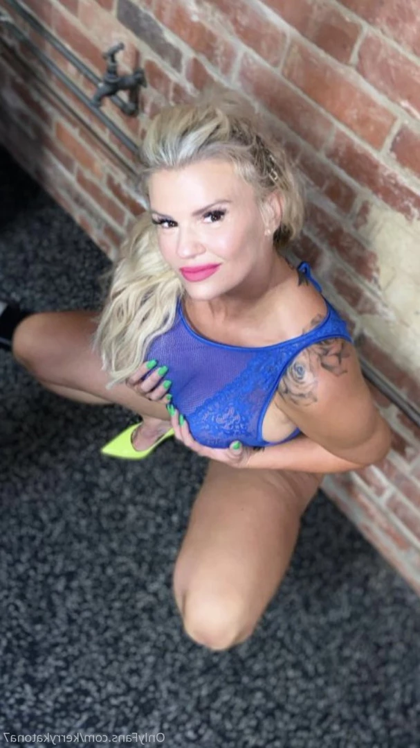 Kerry Katona [ kerrykatona7 ] Onlyfans leaked photo 12949615 on Hotleaks.tv