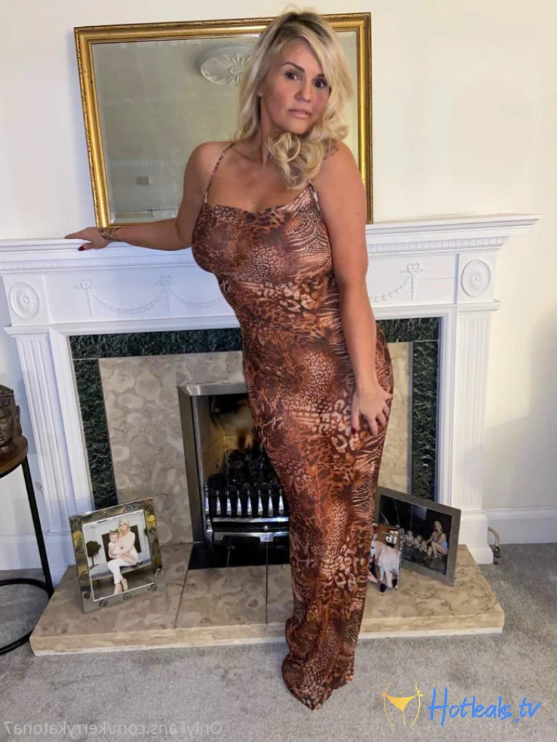 Kerry Katona [ kerrykatona7 ] Onlyfans leaked photo 13587645 on Hotleaks.tv