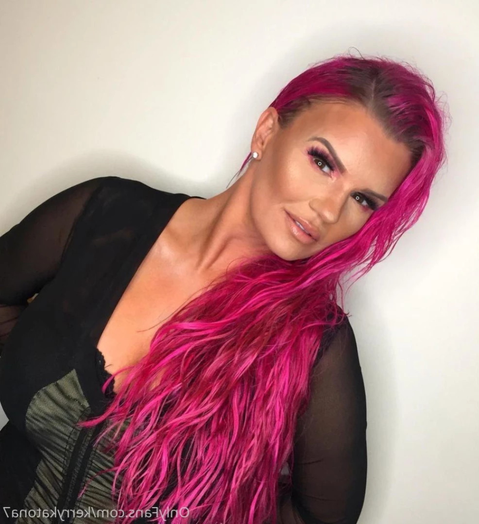 Kerry Katona [ kerrykatona7 ] Onlyfans leaked photo 13975171 on Hotleaks.tv