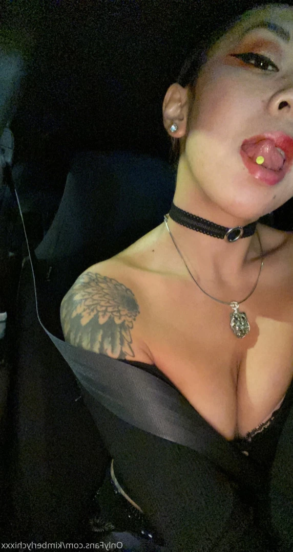 GoddessKimberlychi [ kimberlychixxx ] Onlyfans leaked photo 14537566 on Hotleaks.tv