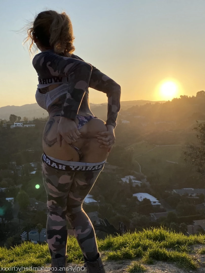 GoddessKimberlychi [ kimberlychixxx ] Onlyfans leaked photo 15372258 on Hotleaks.tv