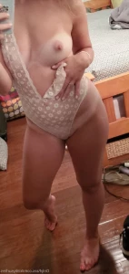 15710632