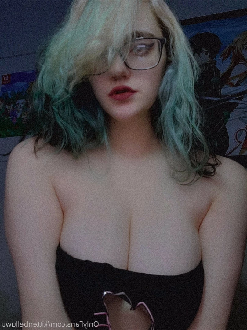 Kittenbelluwu🌸 [ kittenbelluwu ] Onlyfans leaked photo 12916851 on Hotleaks.tv