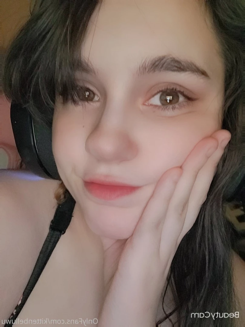 Kittenbelluwu🌸 [ kittenbelluwu ] Onlyfans leaked photo 14840609 on Hotleaks.tv