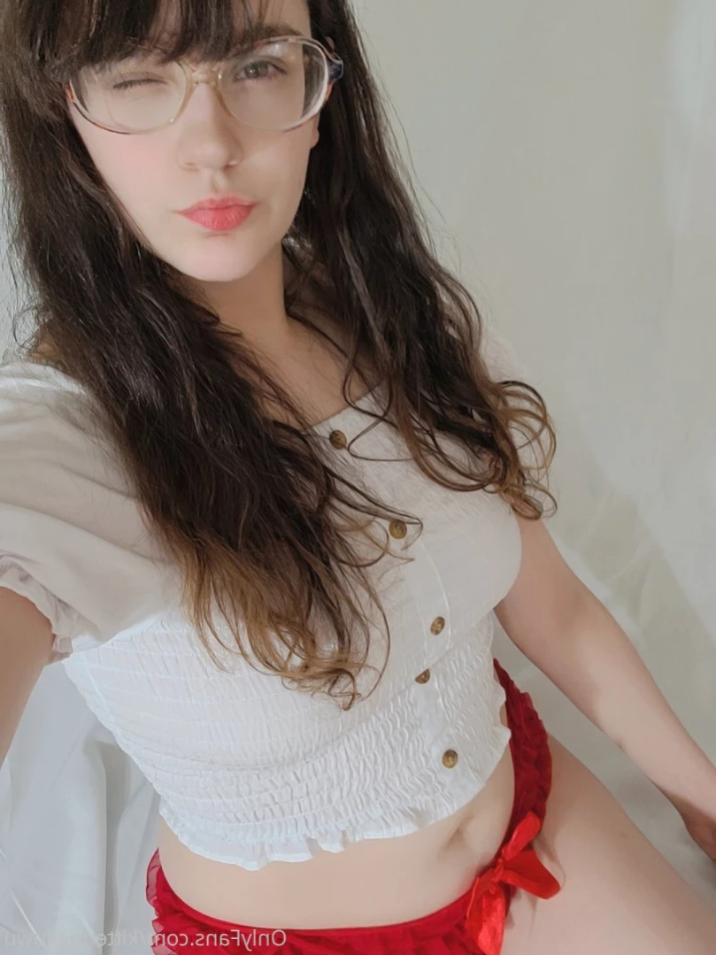 Kittenbelluwu🌸 [ kittenbelluwu ] Onlyfans leaked photo 14919152 on Hotleaks.tv