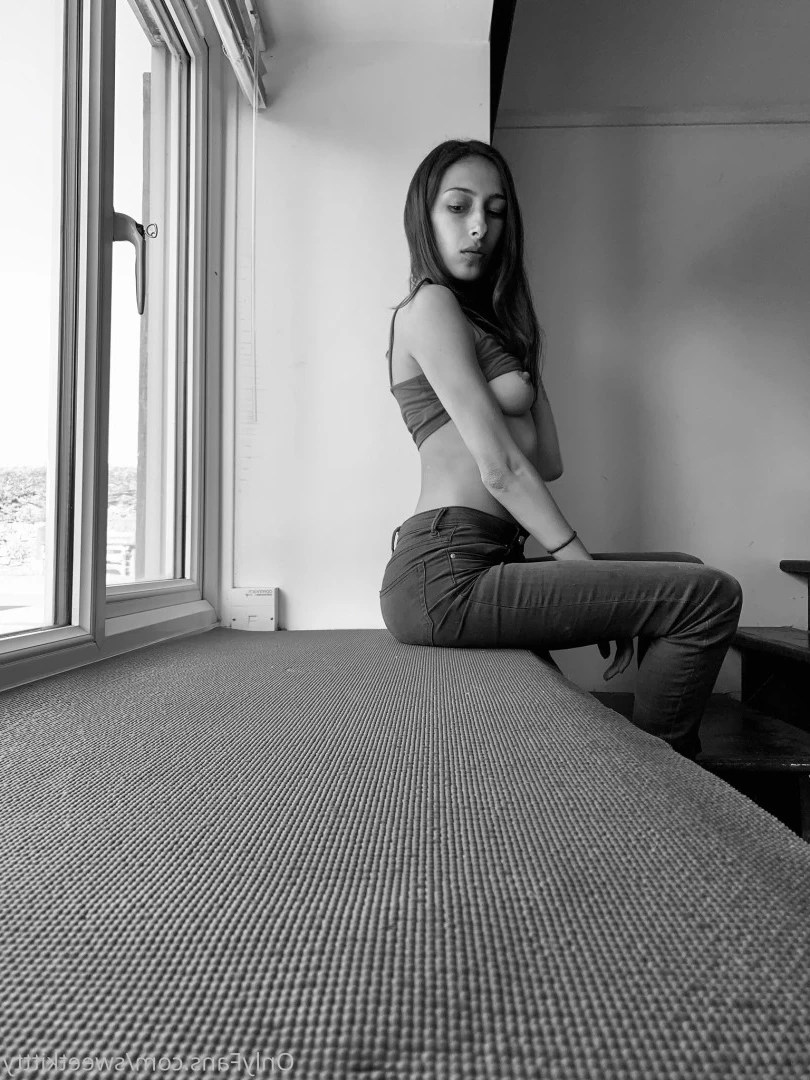 Kitty [ kitttyteaze ] Onlyfans leaked photo 9140558 on Hotleaks.tv