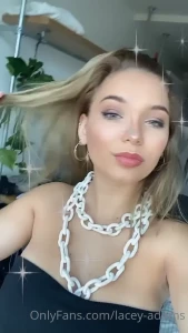 8127370