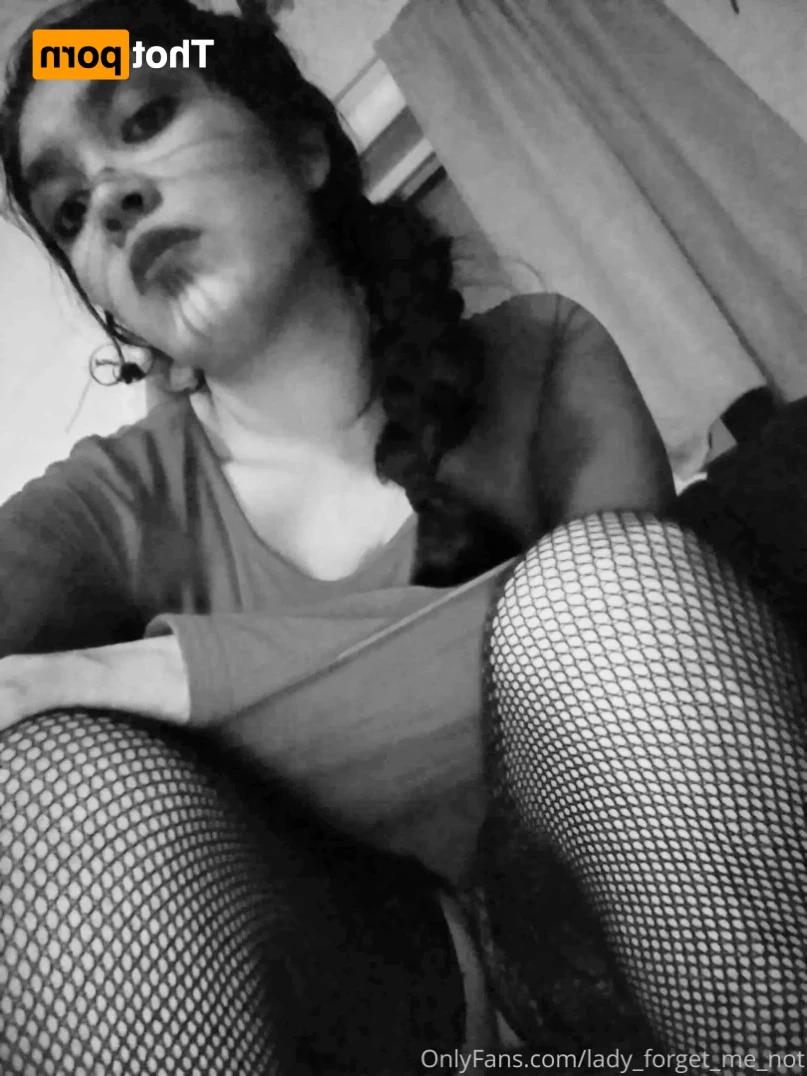 𝓛𝓪𝓭𝔂 𝓕𝓸𝓻𝓰𝓮𝓽 𝓜𝓮 𝓝𝓸𝓽 ❤ [ lady_forget_me_not ] Onlyfans leaked photo 14504358 on Hotleaks.tv
