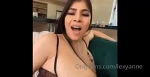 15871146