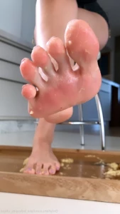 16164375