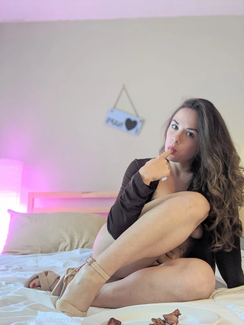 💜 𝗟𝗮𝘂𝗿𝗮 𝗪𝗼𝗼𝗱 💖 All Inclusive 😋 Full Vids [ laurawould123 ] Onlyfans leaked photo 11453066 on Hotleaks.tv