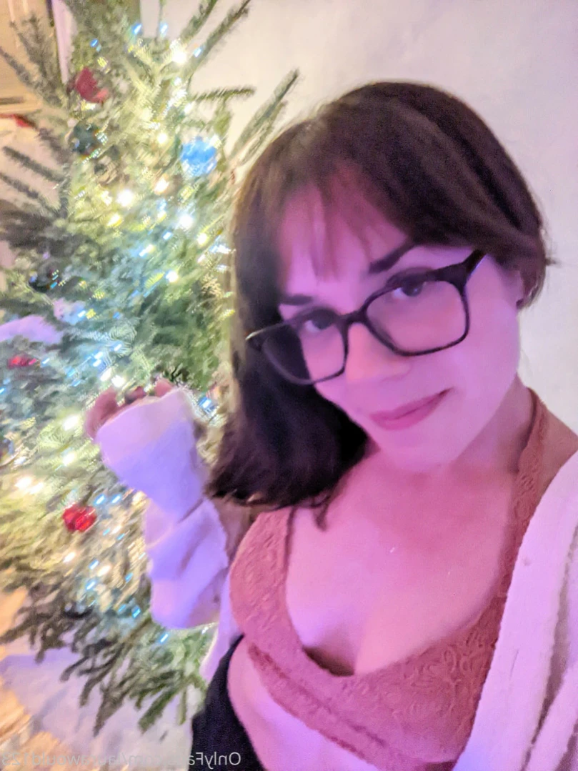 💜 𝗟𝗮𝘂𝗿𝗮 𝗪𝗼𝗼𝗱 💖 All Inclusive 😋 Full Vids [ laurawould123 ] Onlyfans leaked photo 11899721 on Hotleaks.tv