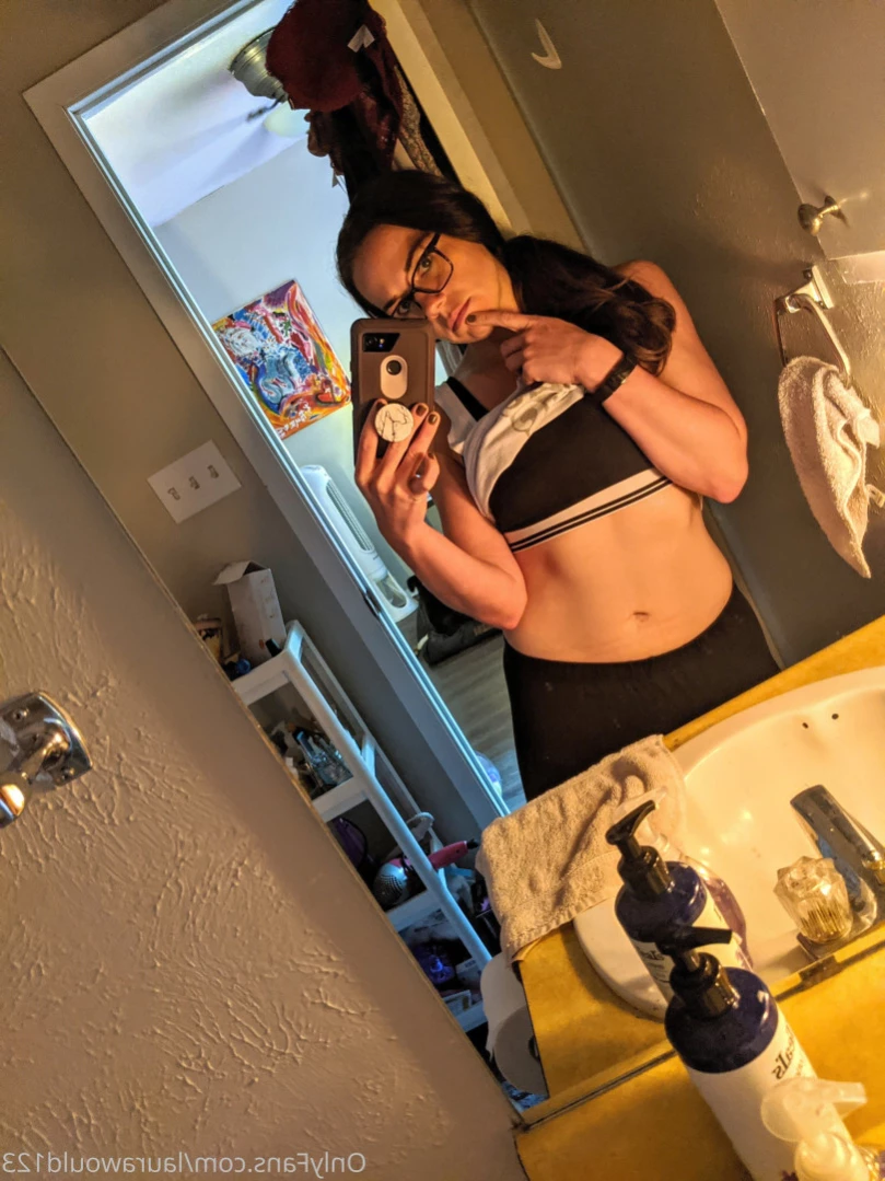 💜 𝗟𝗮𝘂𝗿𝗮 𝗪𝗼𝗼𝗱 💖 All Inclusive 😋 Full Vids [ laurawould123 ] Onlyfans leaked photo 11995339 on Hotleaks.tv